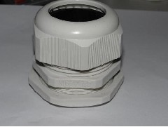 防水公母接頭為什么使用尼龍材質(zhì)